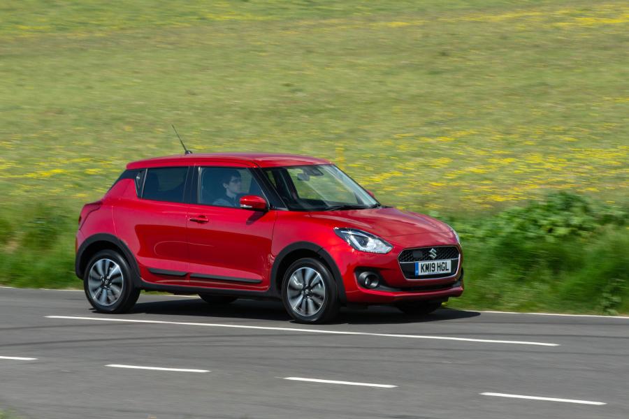  Suzuki Swift Hybrid AllGrip 2019 года  (UK) (фото 14 из 22)
